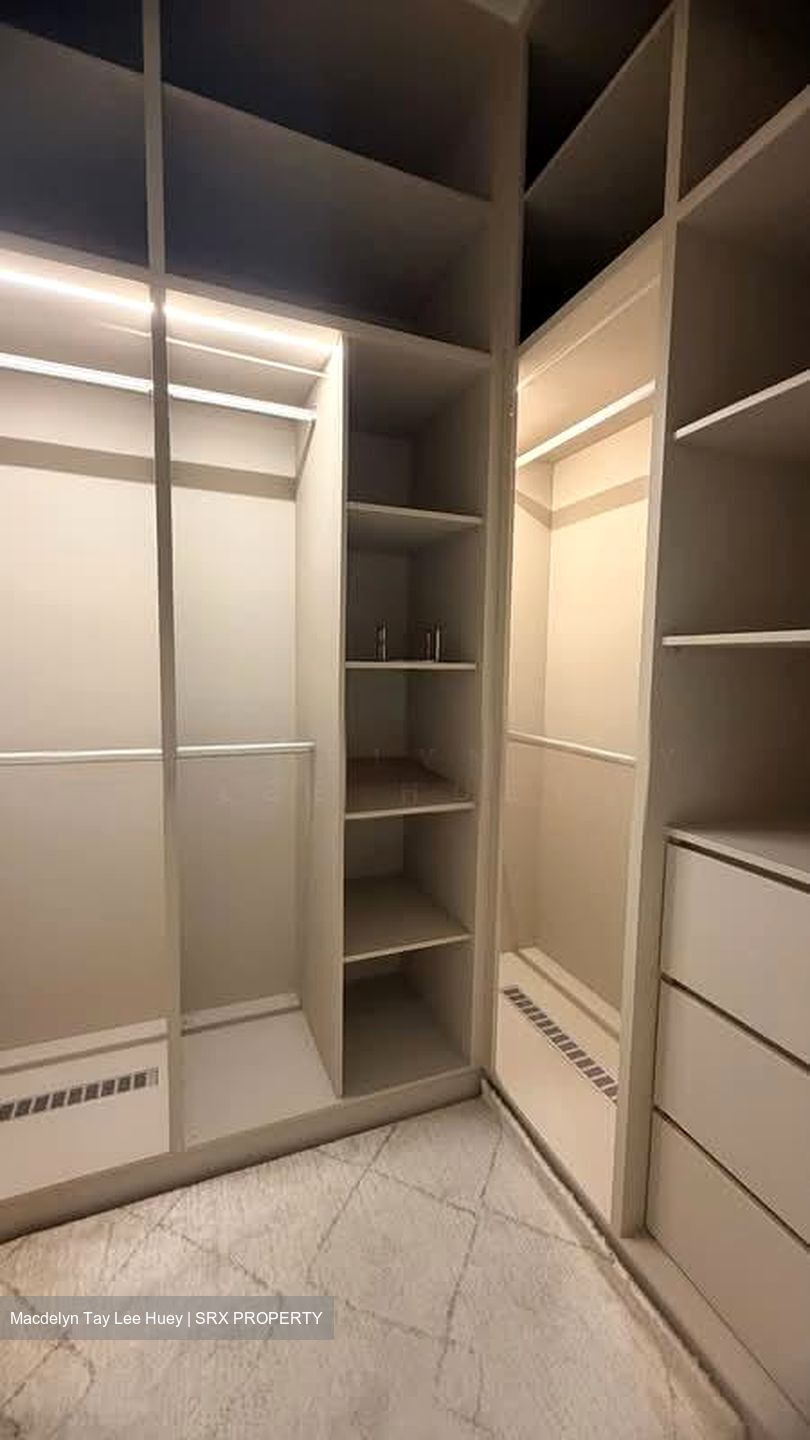 Affinity At Serangoon (D19), Terrace #581118931
